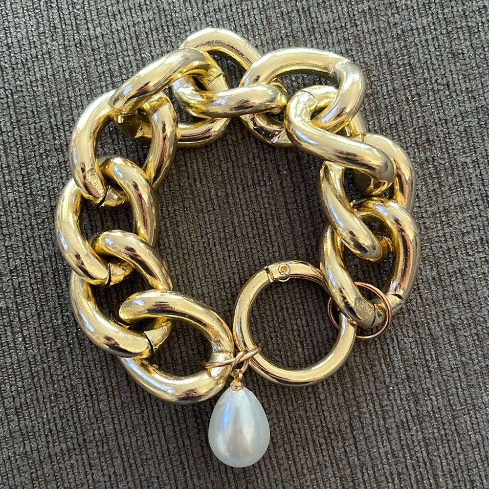 Gorgeous chunky chain bracelet